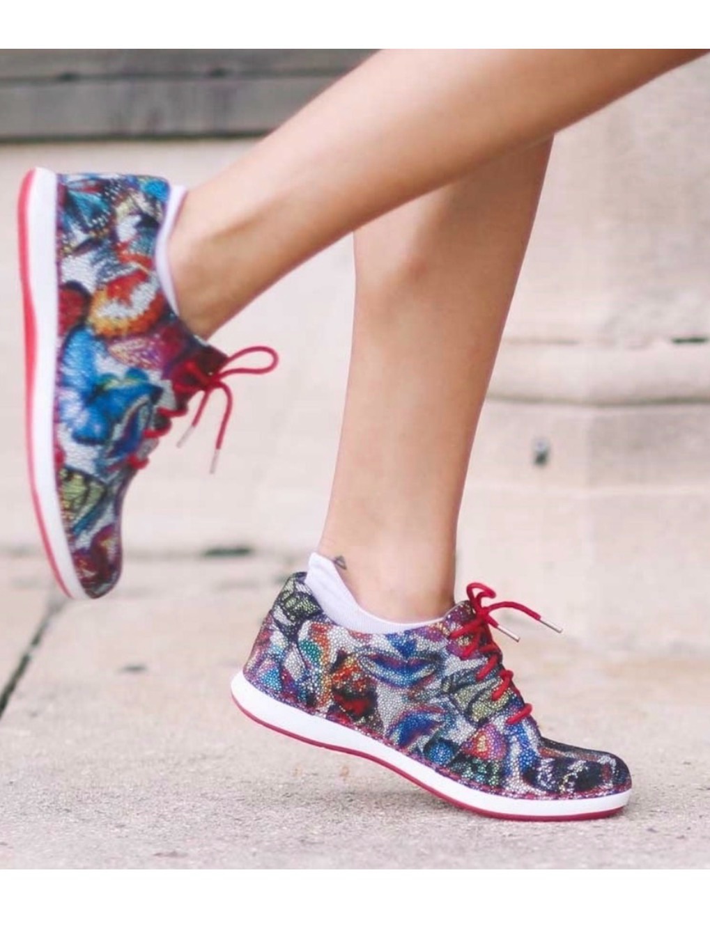 Alegria 6 Butterfly Monarch Print Metallic Lace Up Sneakers